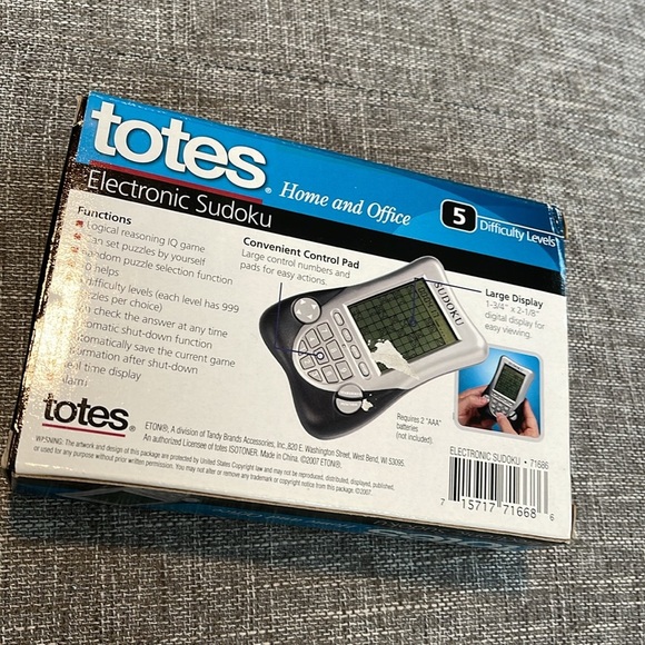 Totes Touch Screen Sudoku Pocket Size Included 1 Million Ways to Play - Picture 3 of 4